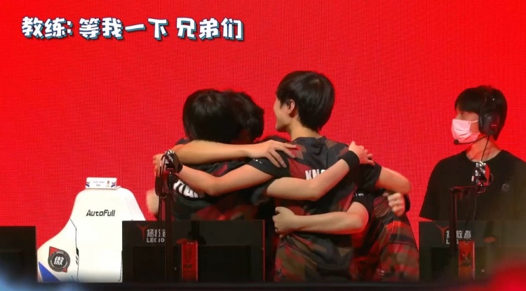 一直保持着 一直保持着